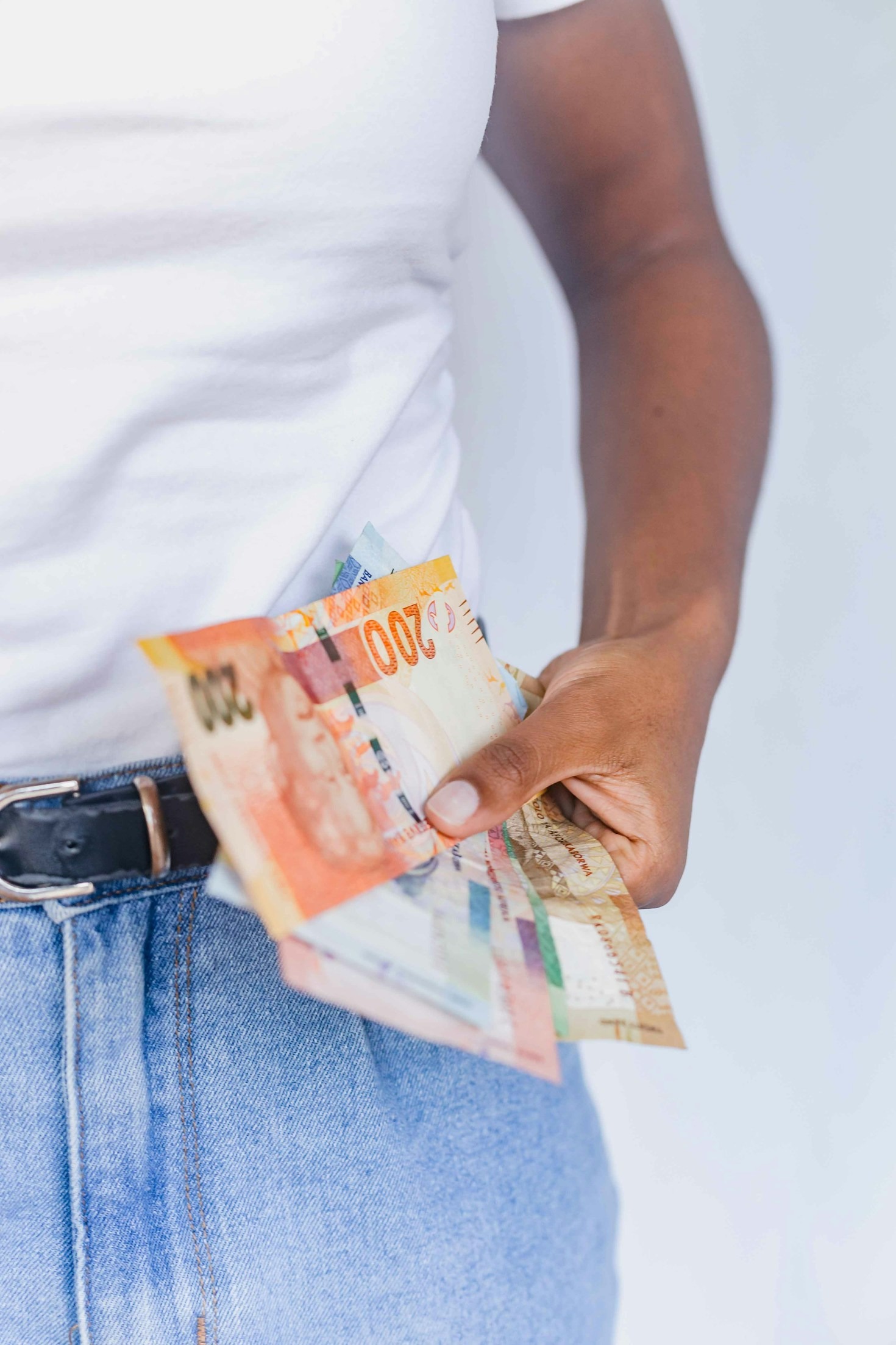 Como lidar com dívidas e reorganizar suas finanças